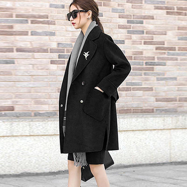 Classic woolen peacoats with pockets