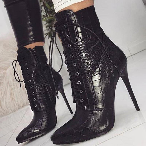 Pointed toe snake short boots