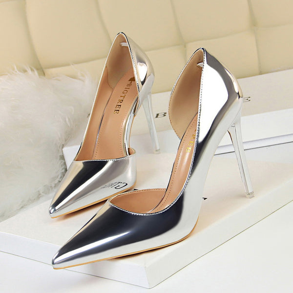 Pointed toe stiletto heel shoes