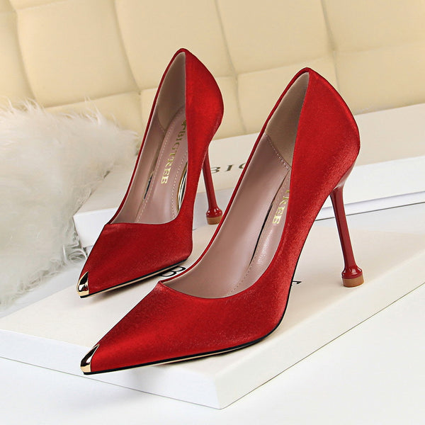 Classic satin pointed high heels