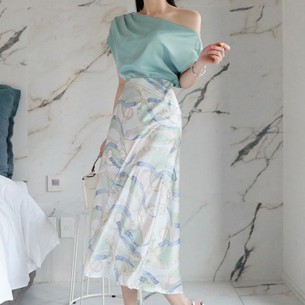One sleeve top vintage print skirt suits