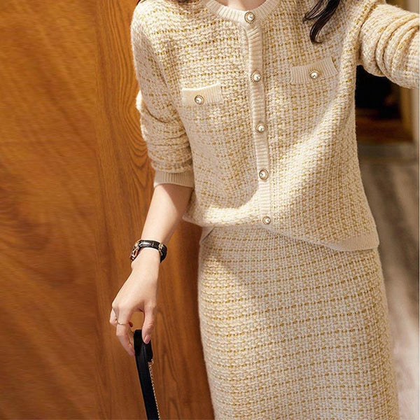 Elegant crew neck long sleeve knitting tops and bodycon skirts suits