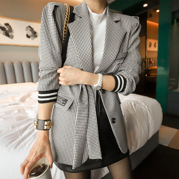 Houndstooth lapel single breast belted blazers