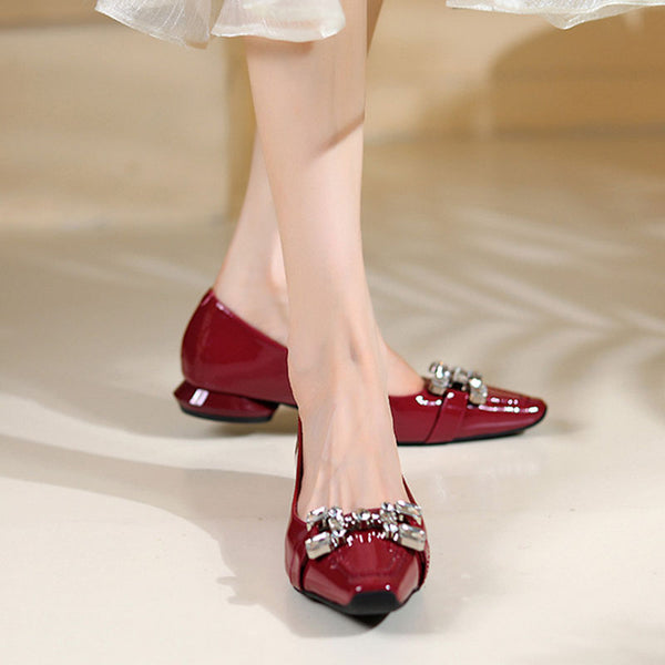 Brief rhinestones patent leather flat shoes