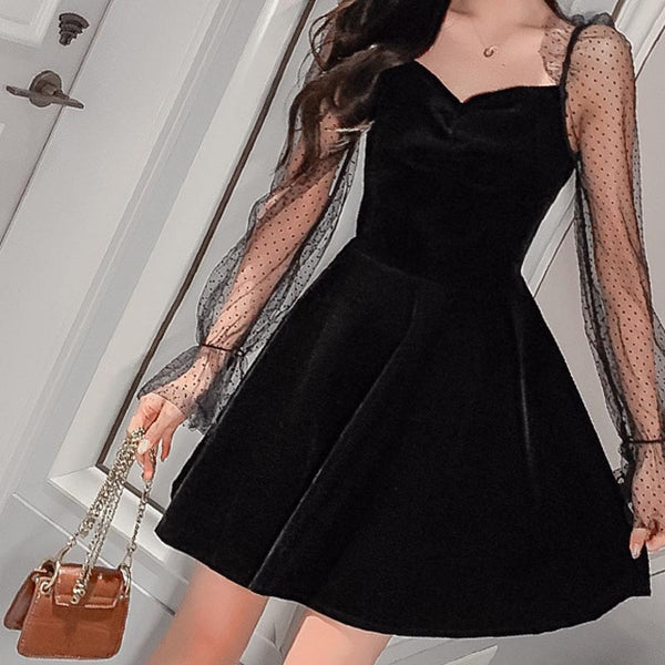 V-neck short black dresses