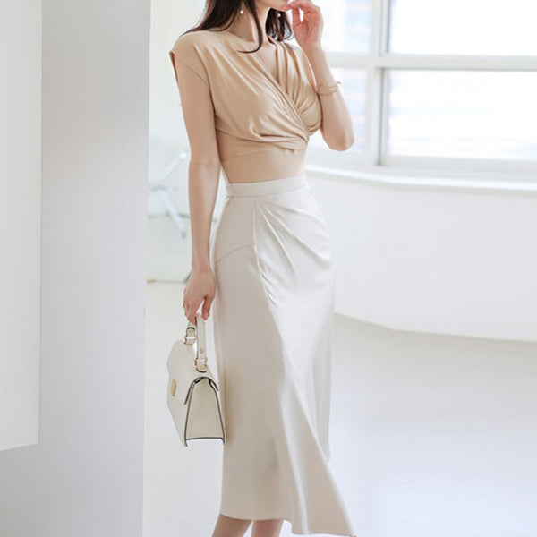 Brief v-neck top irregular sheath skirt suits