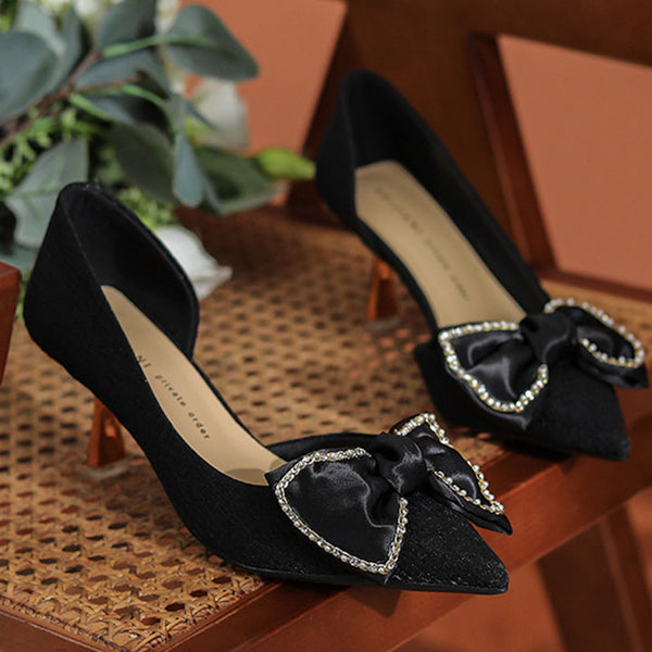 Low fronted bow tie pointed heels