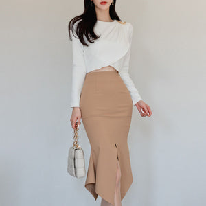 Slim long sleeve tops & solid pencil skirts