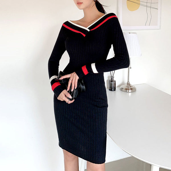 Color blocked off-the-shoulder knitted dresses