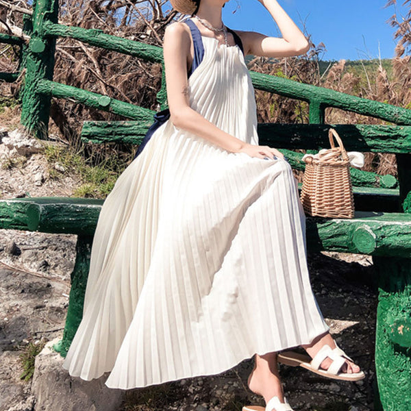 White backless pleated maxi dresses