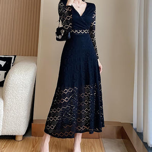 Elegant lace v-neck long sleeve maxi dresses