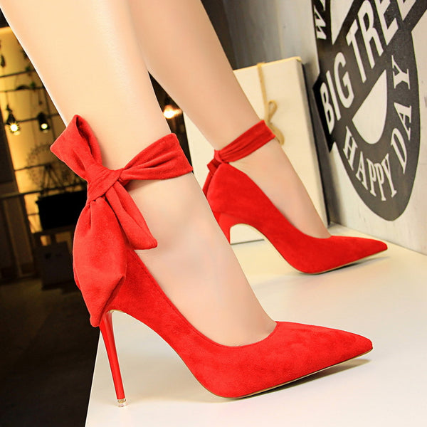 Suede bowknot pointed toe heels