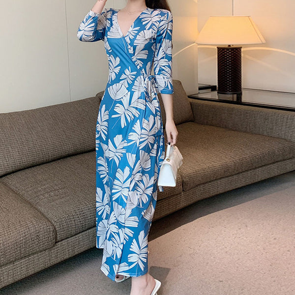 Blue 3/4 sleeve print wrap maxi dresses