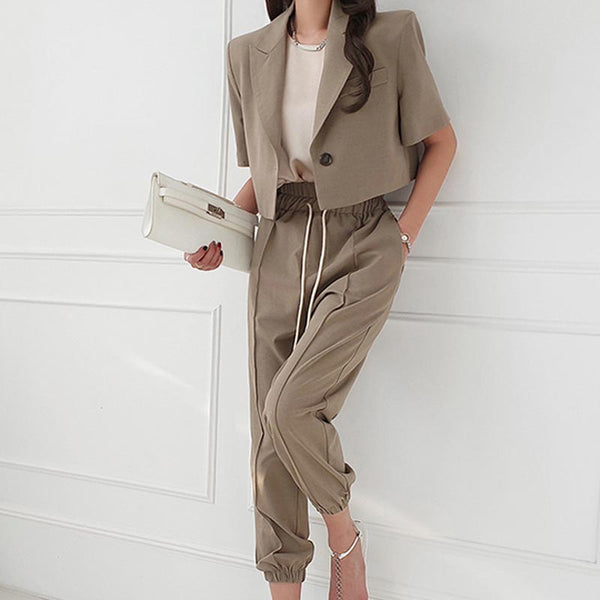 Brief solid lapel short sleeve blazers and elastic waist ankle bended pants suits