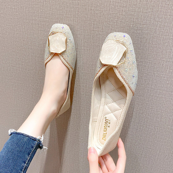 Women square toe low-fronted flats