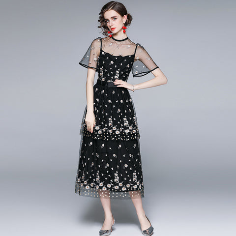 Black crew neck embroidered lace cupcake long dresses