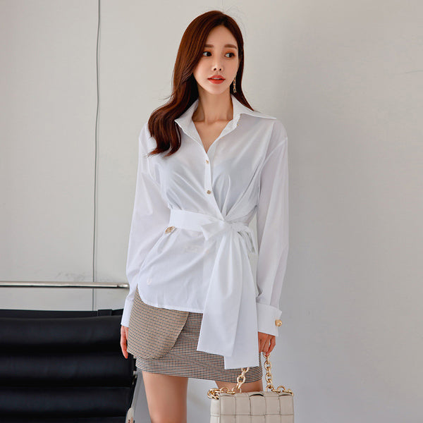 Petite turn-down collar white blouses & plaid short skirts for women