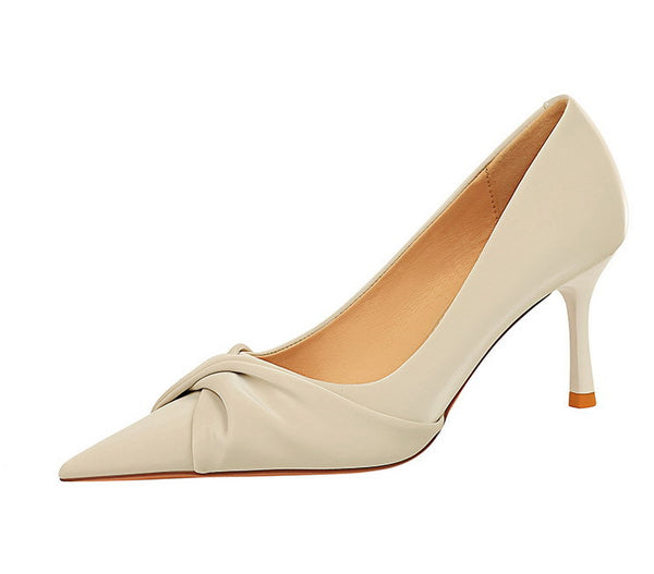 Women's pointed toe bow emboridery heels pumps