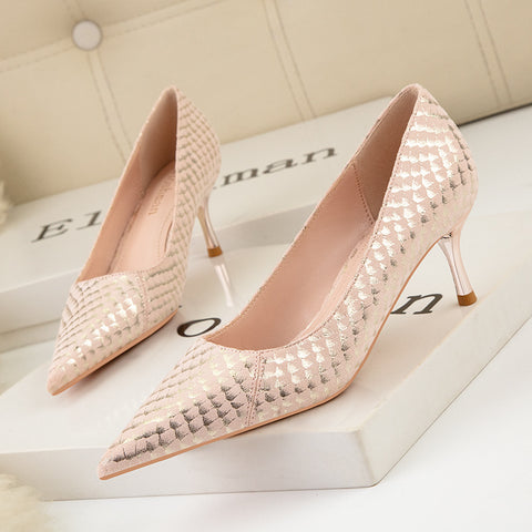 Fashion embossing suede pointed toe party pump shoes