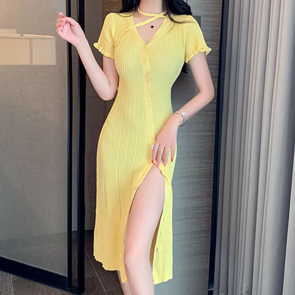 V-neck single-breasted knitted solid bodycon dresses