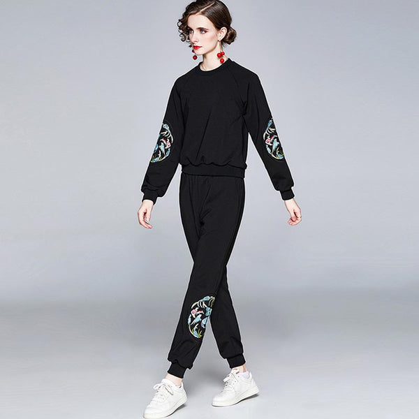 Crew neck pullover sweatshirt & harem pants