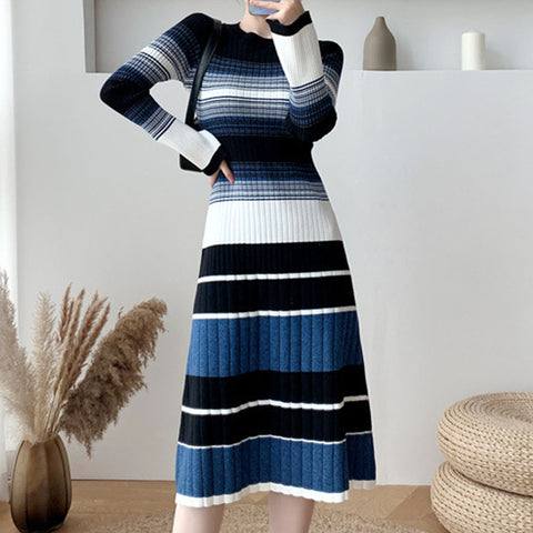 Color-blocked striped knitted dresses