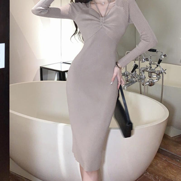 Solid v-neck long sleeve knitting dresses