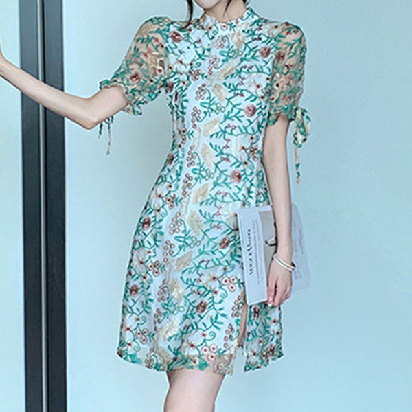 Mock neck embroidered strappy cheongsam dresses
