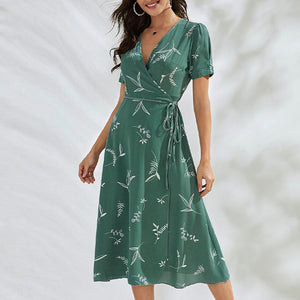 Brief v-neck short sleeve a-line dresses