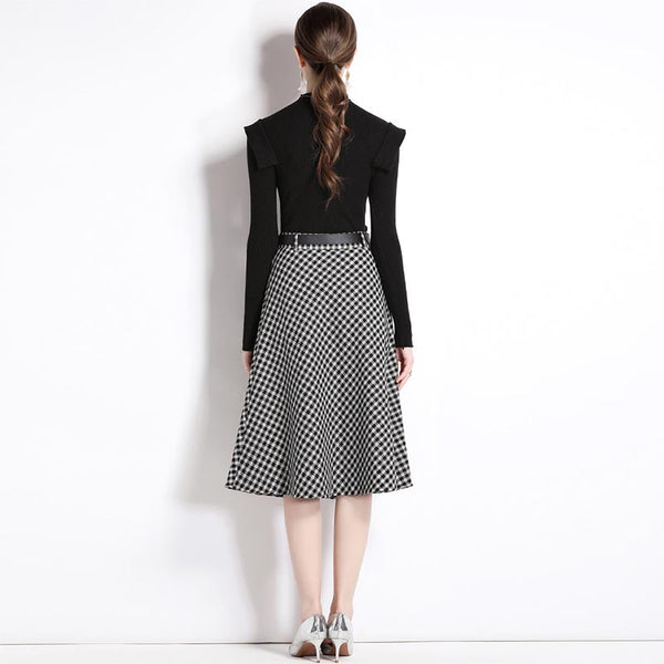 Elegant solid mock neck long sleeve knitting tops and plaid a-line skirts suits