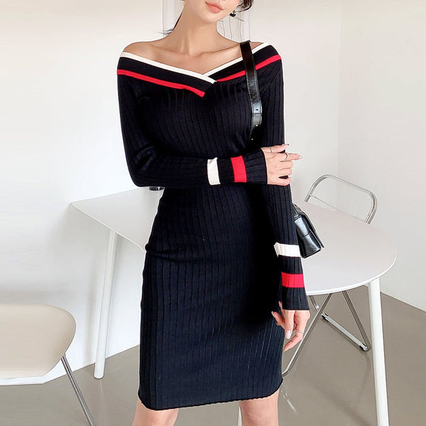 Color blocked off-the-shoulder knitted dresses